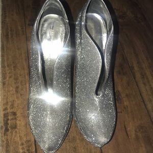 Chinese laundry shinty silver boots